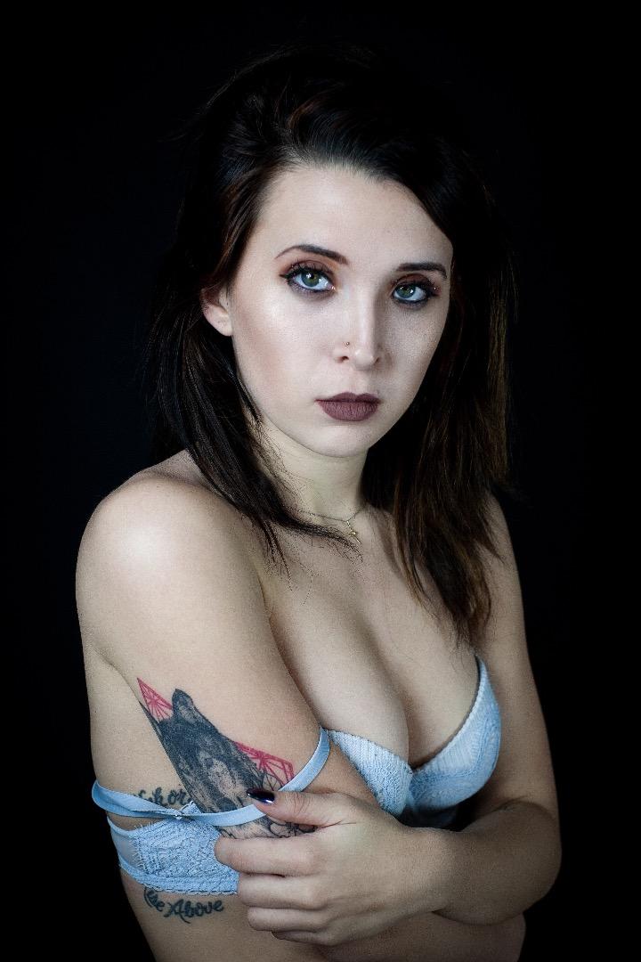Female model photo shoot of adenalexis