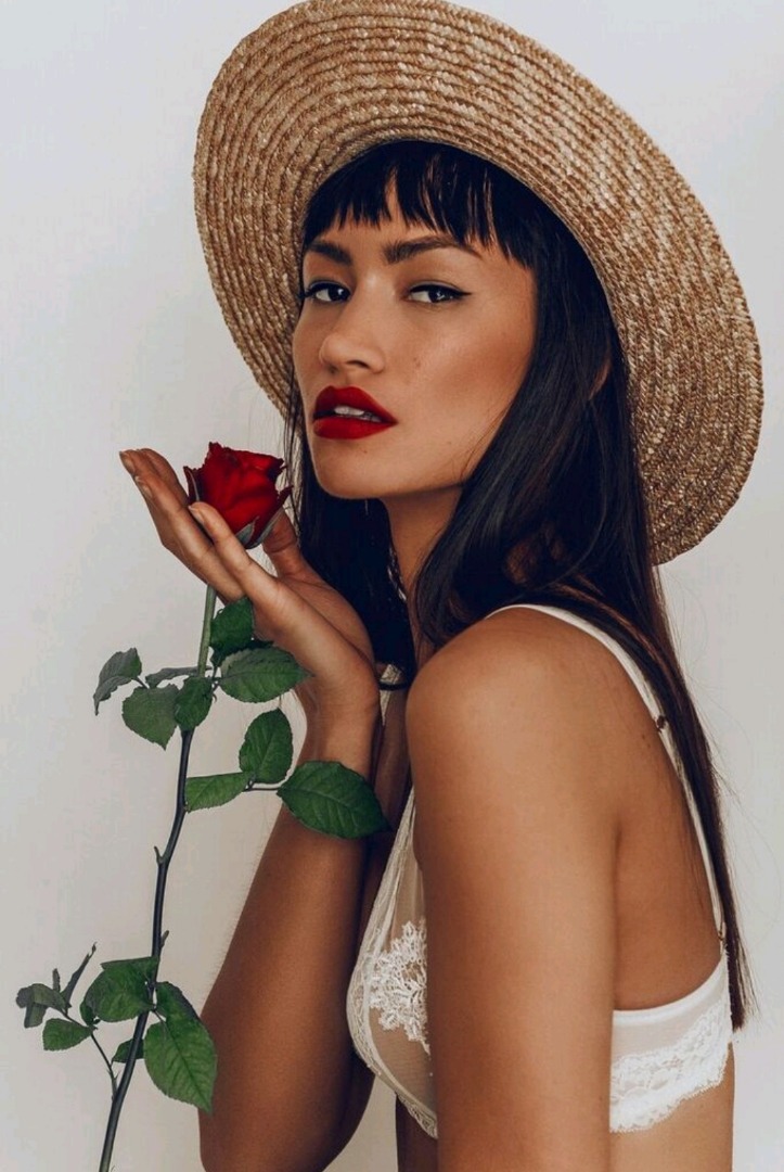 Female model photo shoot of Esmeralda GB