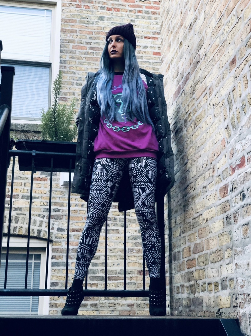 Female model photo shoot of ApocalypseQueen in Chicago