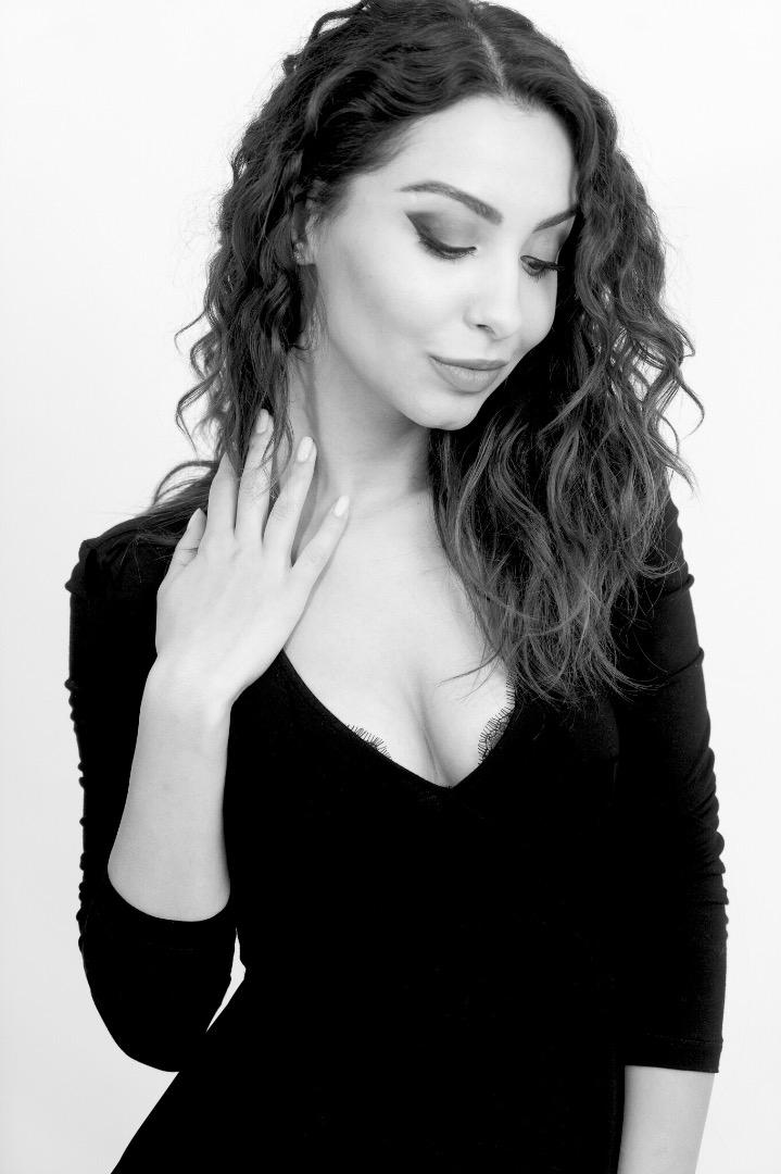 Female model photo shoot of Ana Karp by ChrisCrimsonPhotography