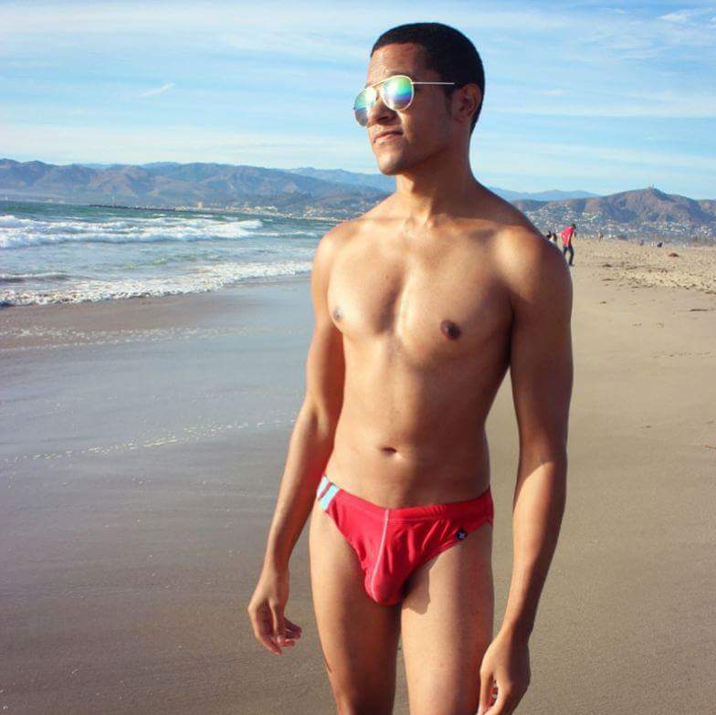 Male model photo shoot of jojoazevedo in Ventura Beach