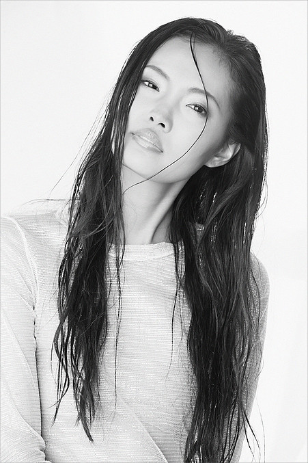 Female model photo shoot of Hitomi Haga