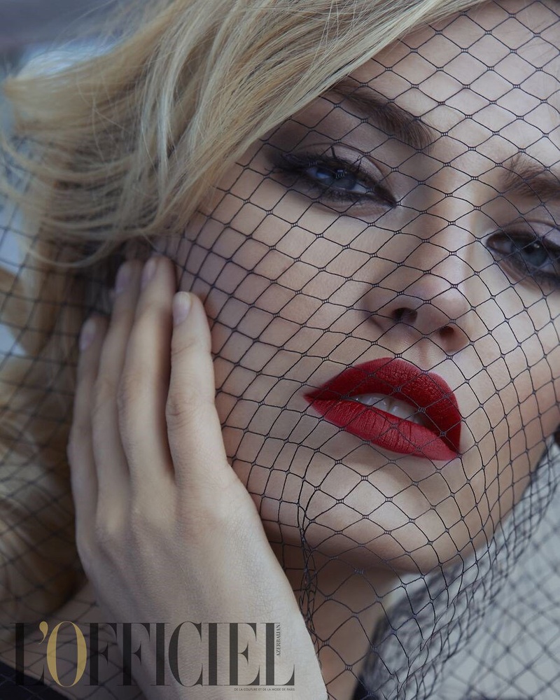 Female model photo shoot of Ksenia O