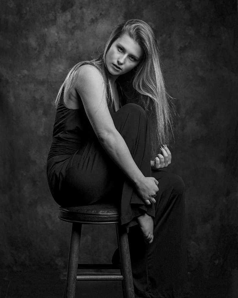 Female model photo shoot of Giannadelpercio
