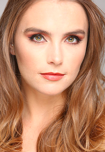 Female model photo shoot of Madisonleann in Make-up Designory