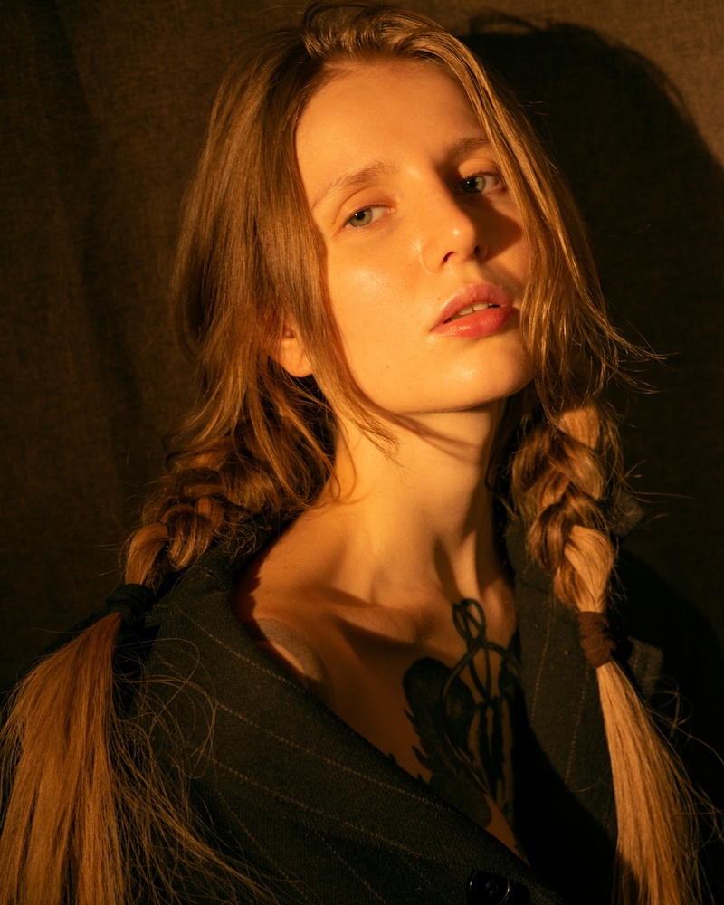 Female model photo shoot of Alyona German