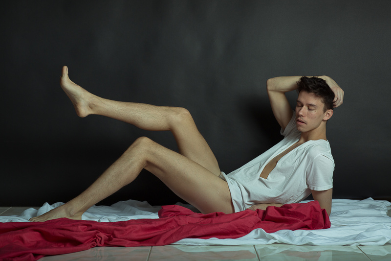 Male model photo shoot of Roberto Andrei