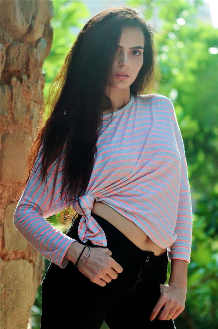 Female model photo shoot of Ishanarang__