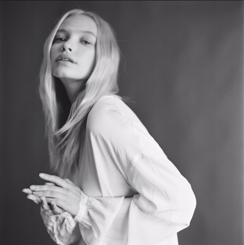 Female model photo shoot of Adelina Tereshchenkova