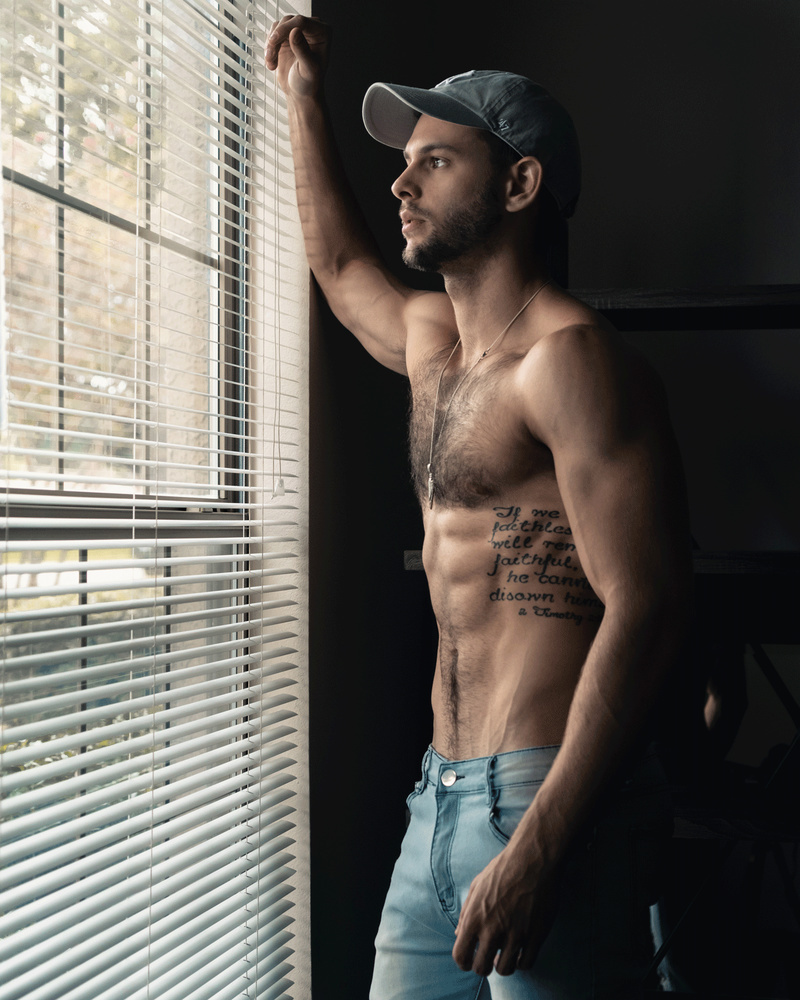 Male model photo shoot of Zachery Kuykendall