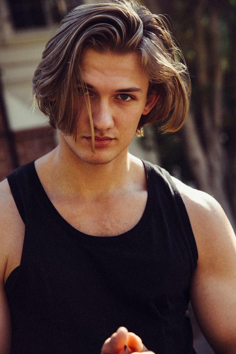 Male model photo shoot of Tyler Johnson Ellis