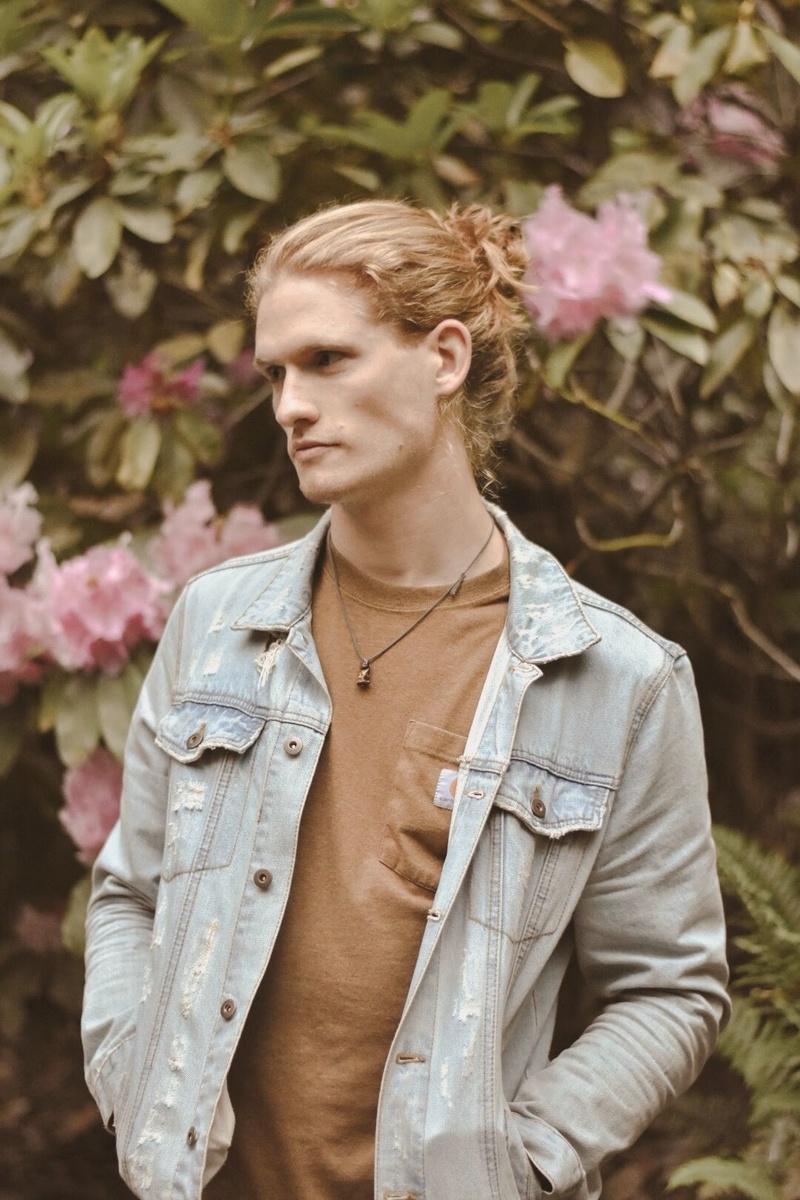 Male model photo shoot of WilliamJoseph in Seattle, WA