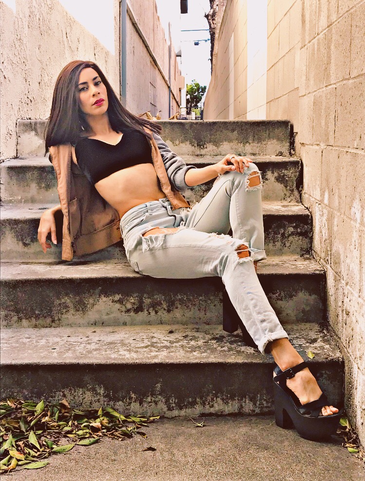 Female model photo shoot of Camila Ivera