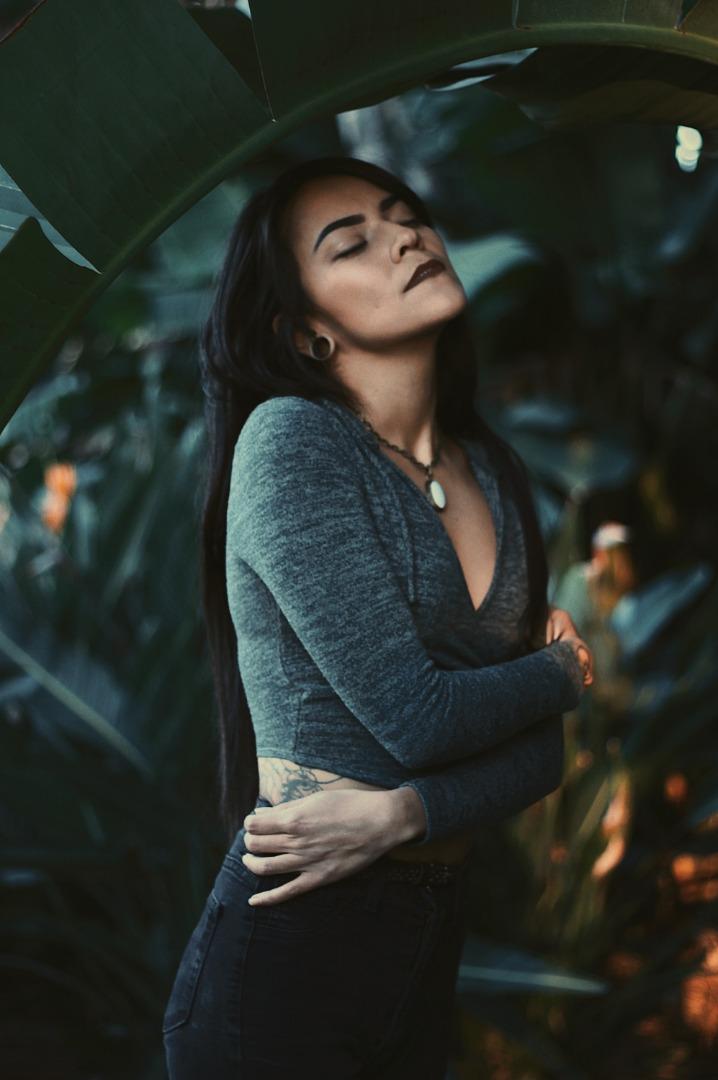 Female model photo shoot of Alma Hurtado