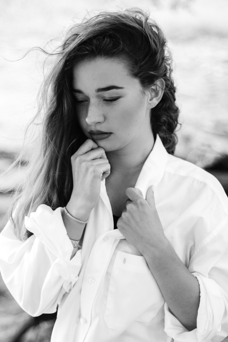 Female model photo shoot of Isabell Stange