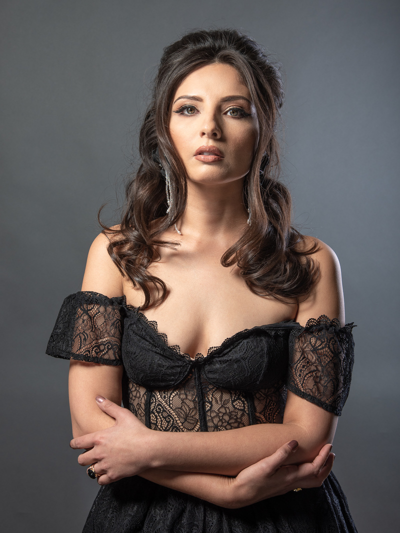 Female model photo shoot of Nataliyailkivhair