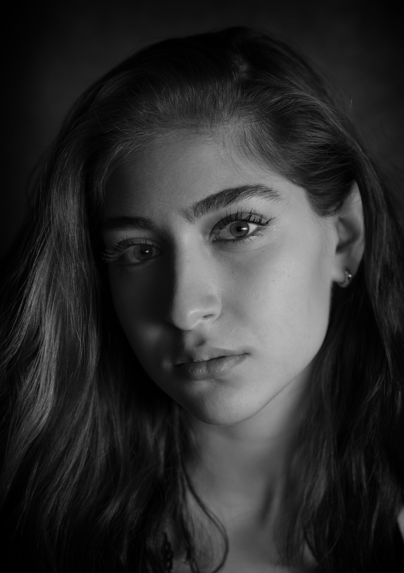 Female model photo shoot of raha99_f