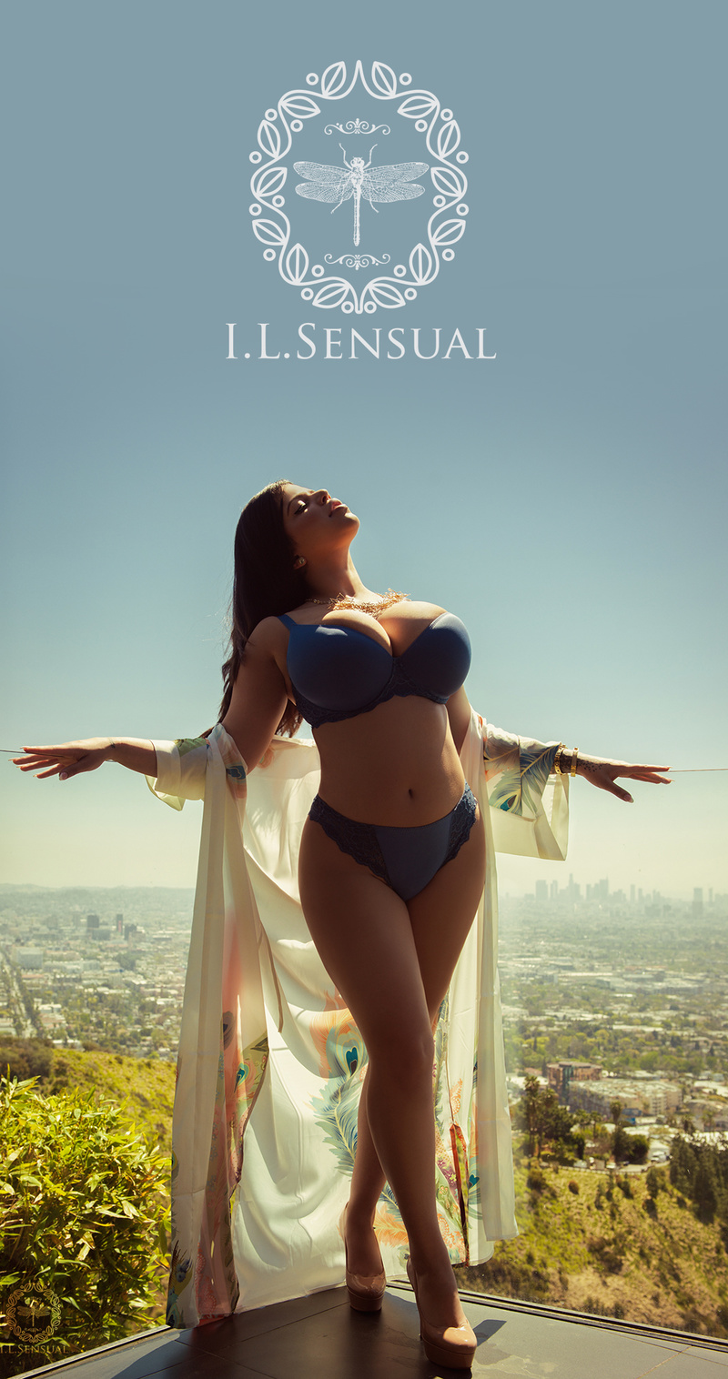 Female model photo shoot of IL Sensual Photography