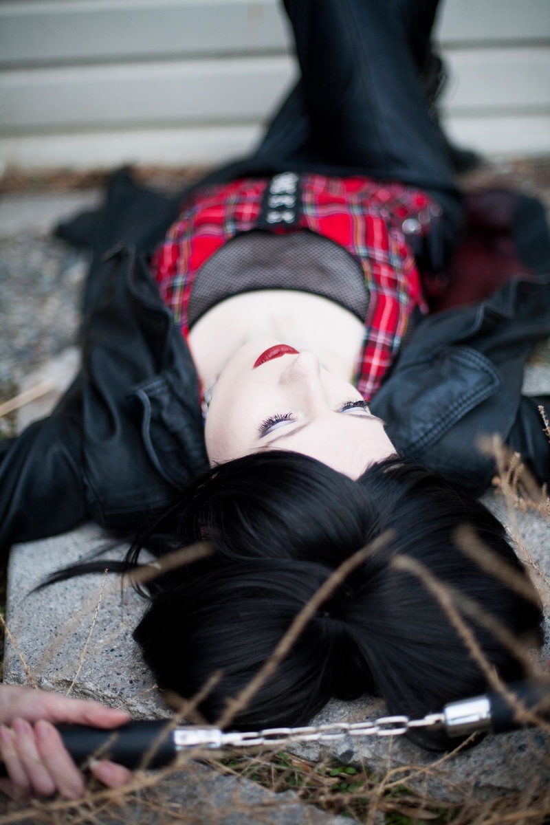 Female model photo shoot of Shaundi Li Draven in Wenatchee, Washington