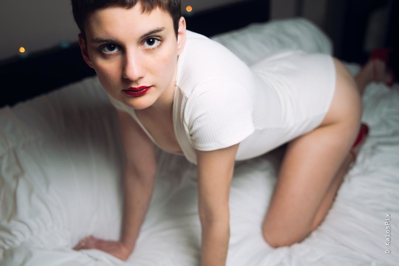 Female model photo shoot of Nina DeSilva