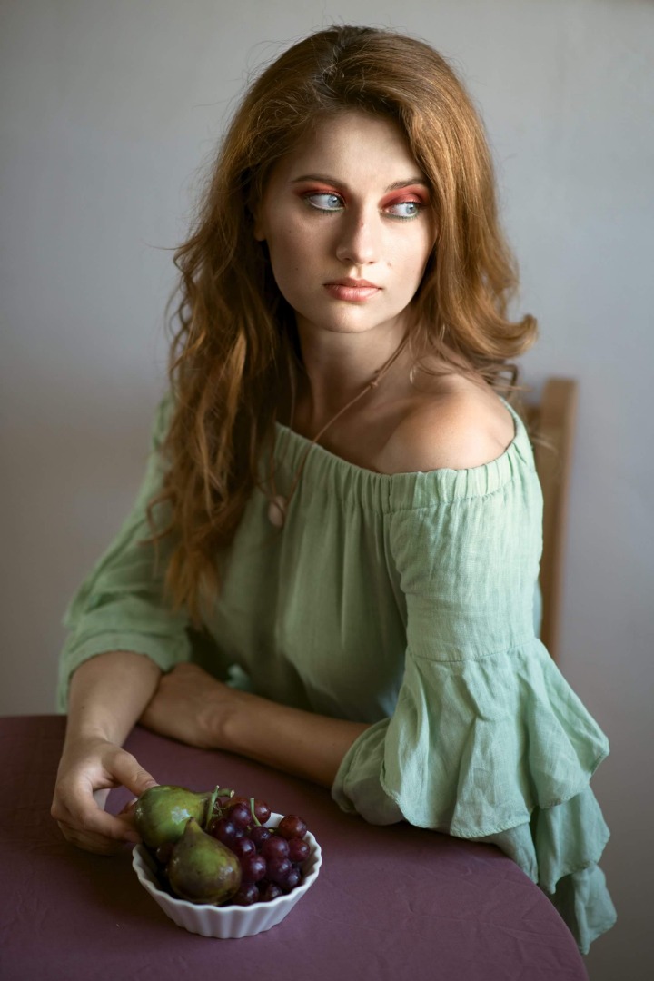 Female model photo shoot of natysia