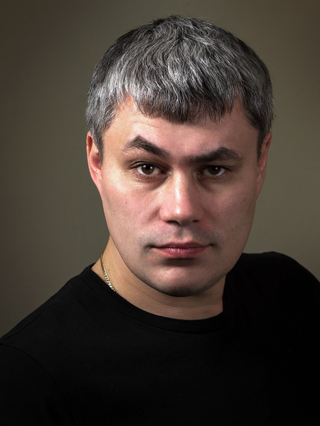 Male model photo shoot of Maksim Kravchenko