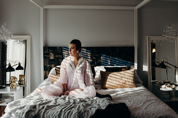 Female model photo shoot of thekatspyjamas by thekatspyjamas in Calgary