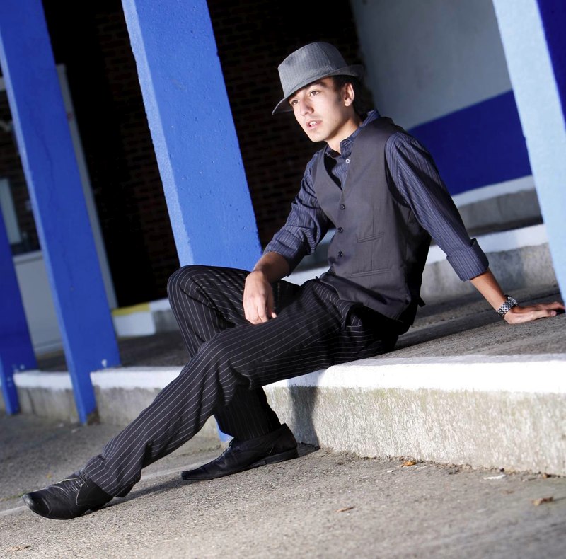 Male model photo shoot of simboy74