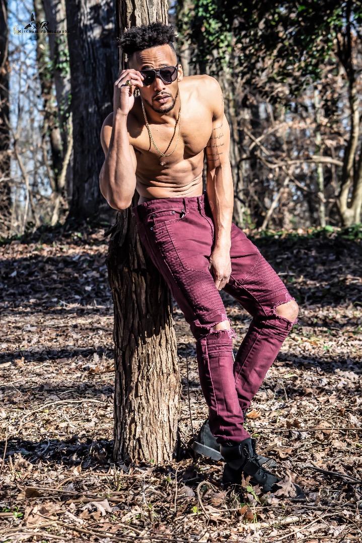 Male model photo shoot of Jevon Loving