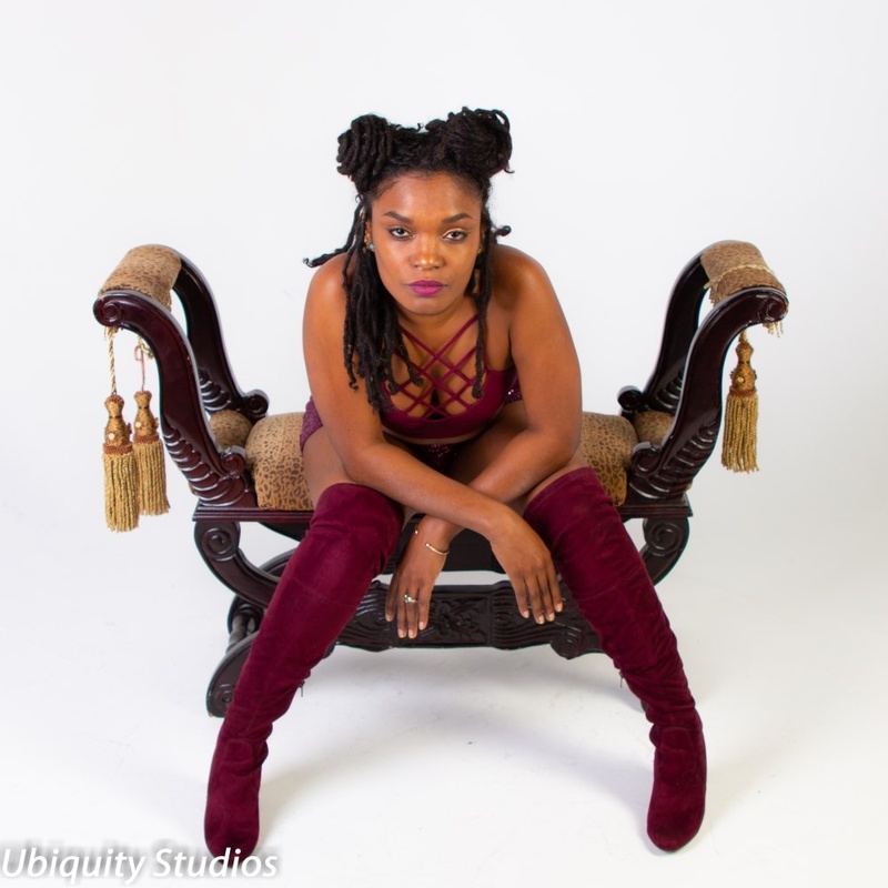 Female model photo shoot of Guyanasangel