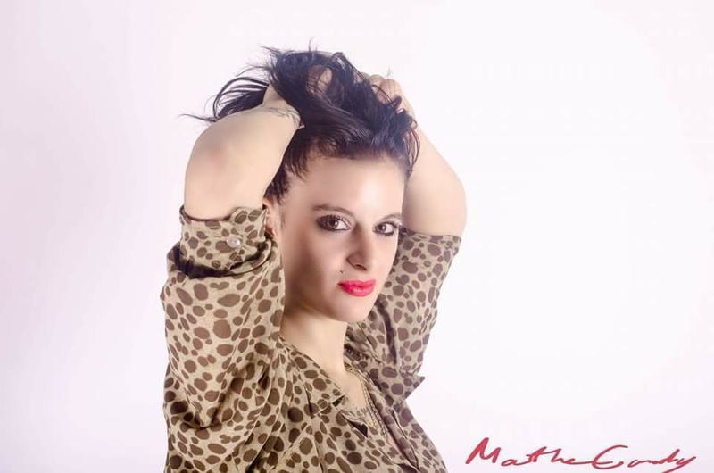 Female model photo shoot of Italianmamii1990