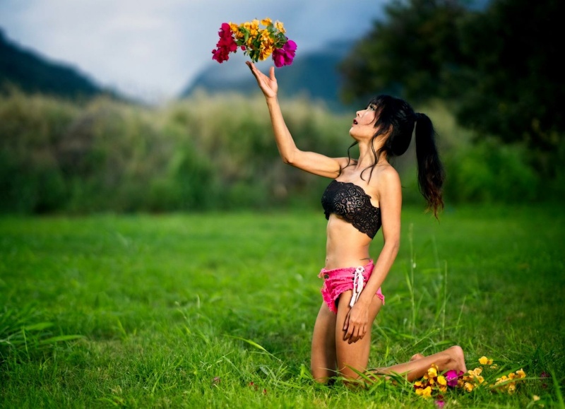 Male model photo shoot of Maui Camera Works