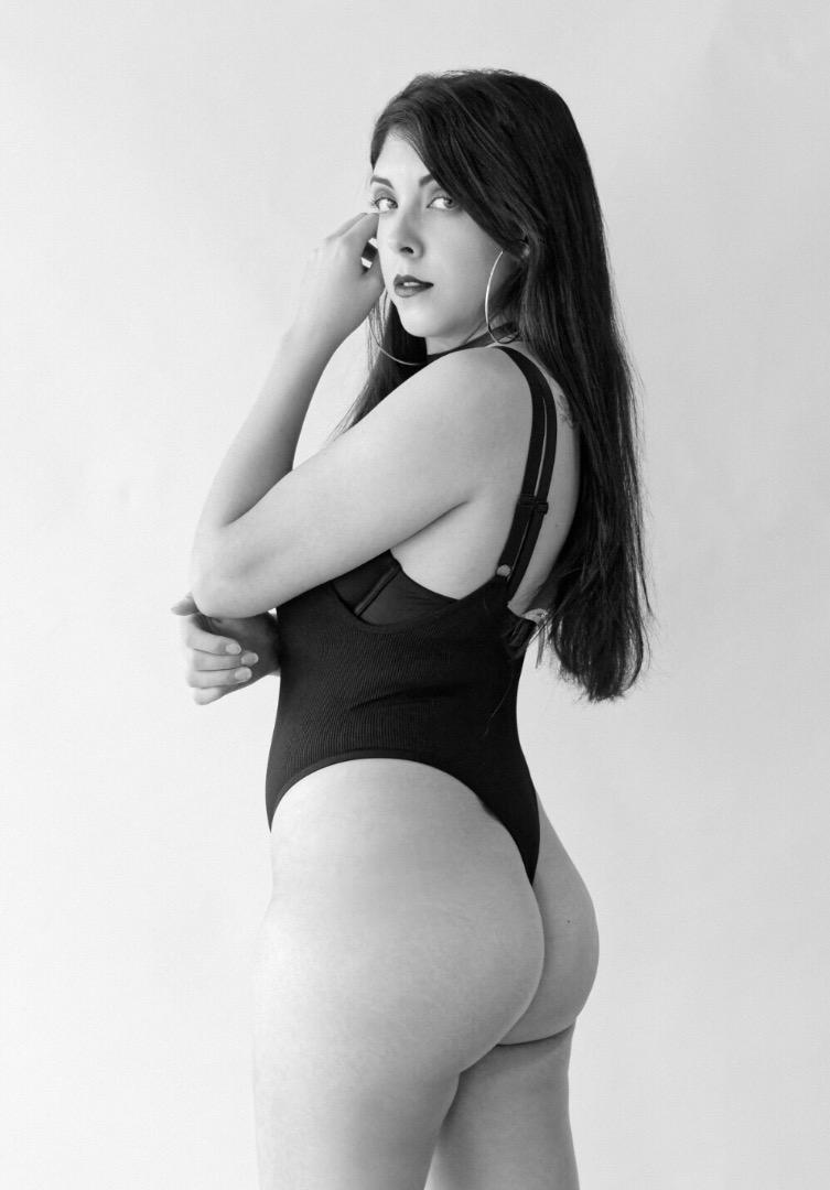 Female model photo shoot of jdm_mermaid
