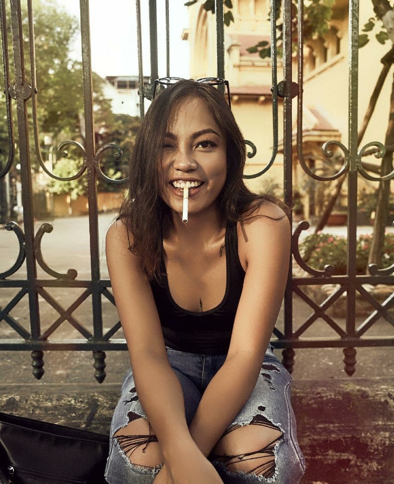 Female model photo shoot of Phuong choco