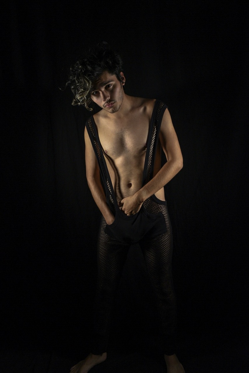Male model photo shoot of paulrvelazquez