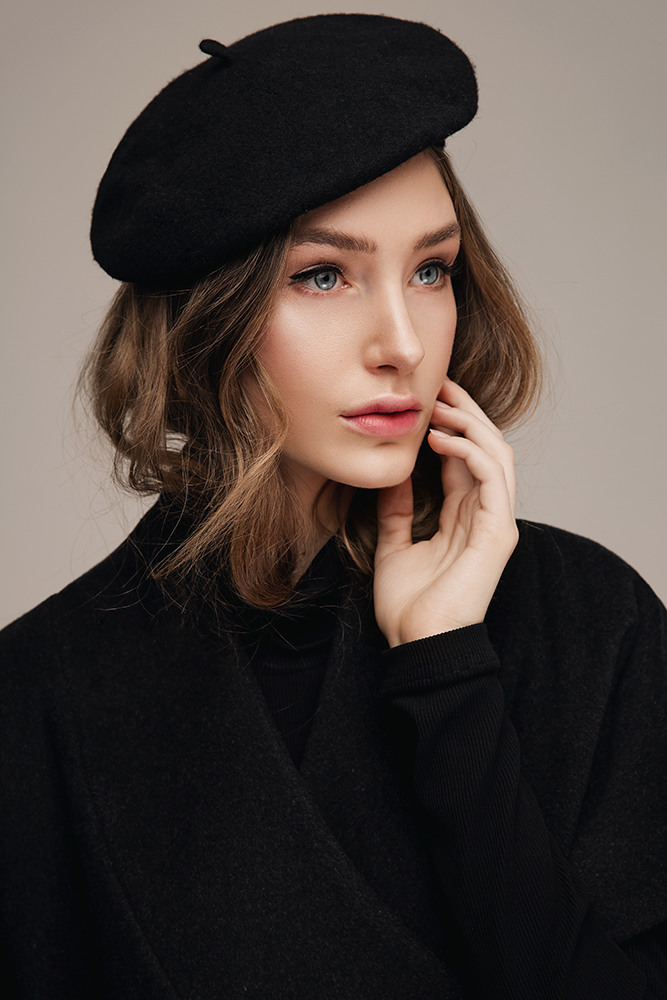 Female model photo shoot of Maria_Doroshenko