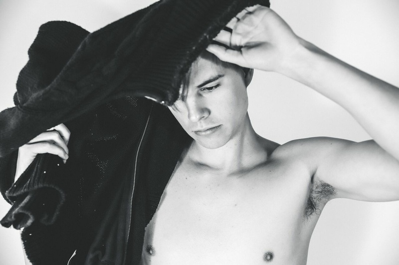 Male model photo shoot of Trevor Glenn