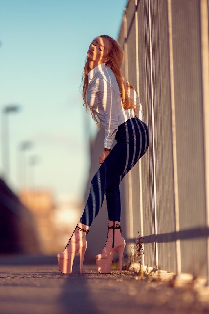 Female model photo shoot of Zarja