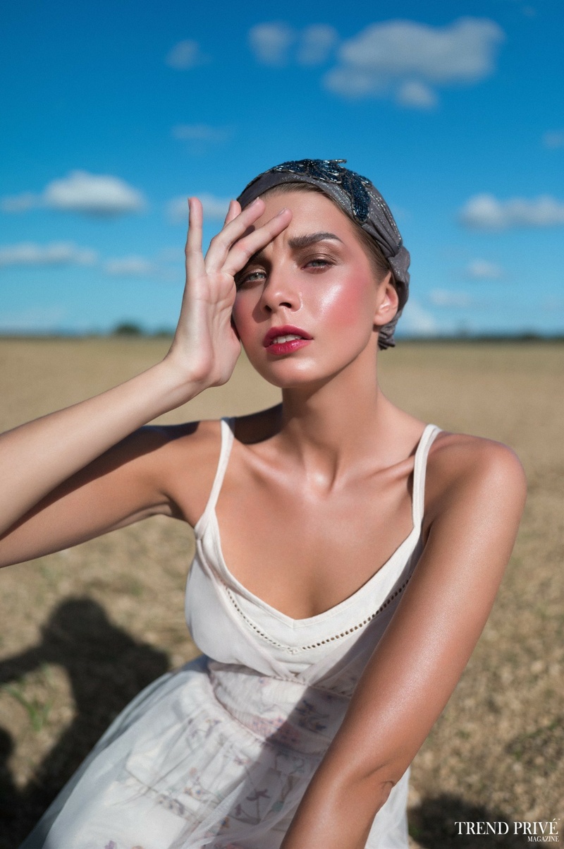 Female model photo shoot of Natalie Mishnyova