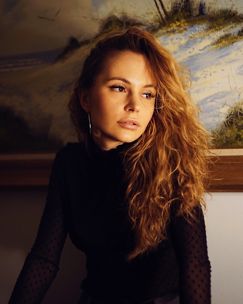 Female model photo shoot of Val Malikova