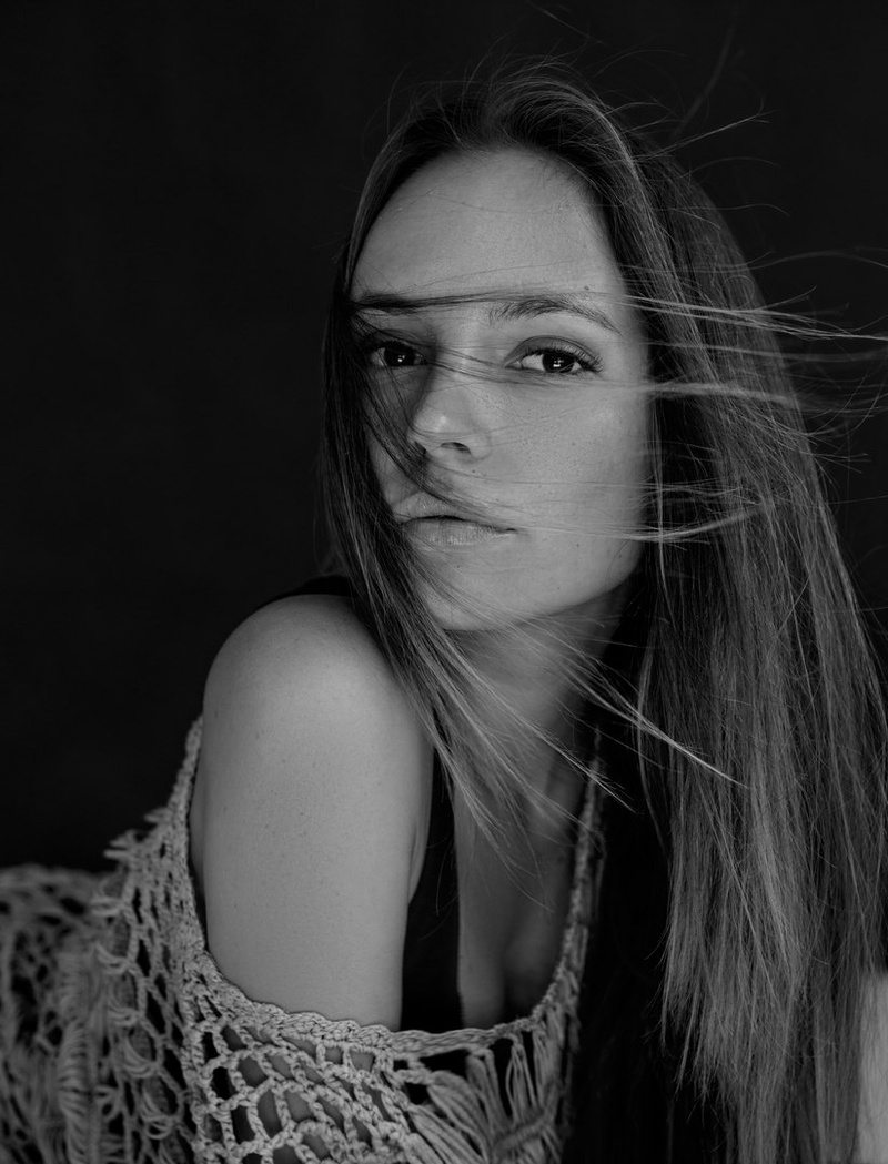 Female model photo shoot of Val Malikova