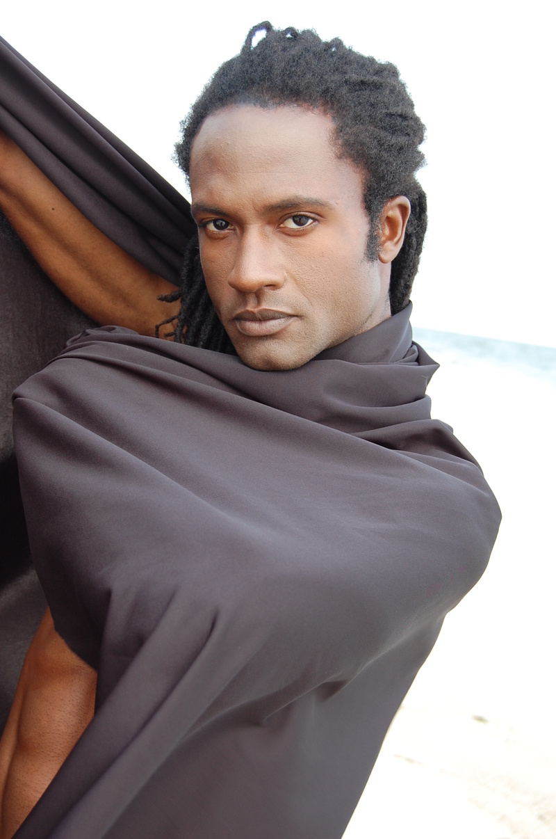 Male model photo shoot of suwayne