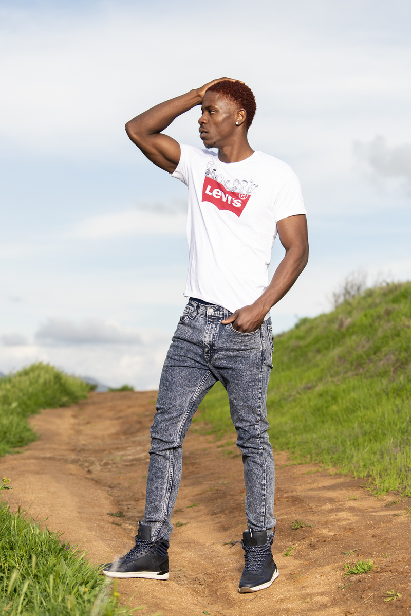 Male model photo shoot of R_deater