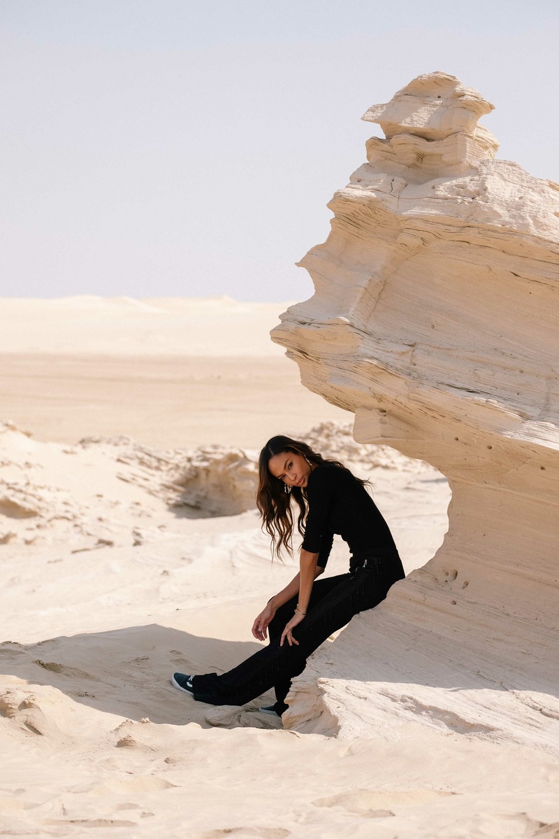 Male model photo shoot of DecentCrop in Abu Dhabi