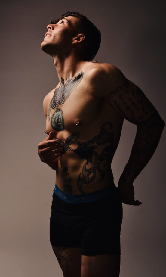 Male model photo shoot of Aron Greyh