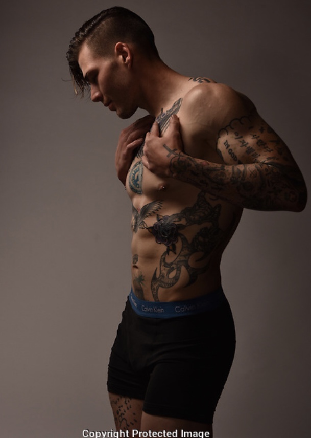 Male model photo shoot of Aron Greyh