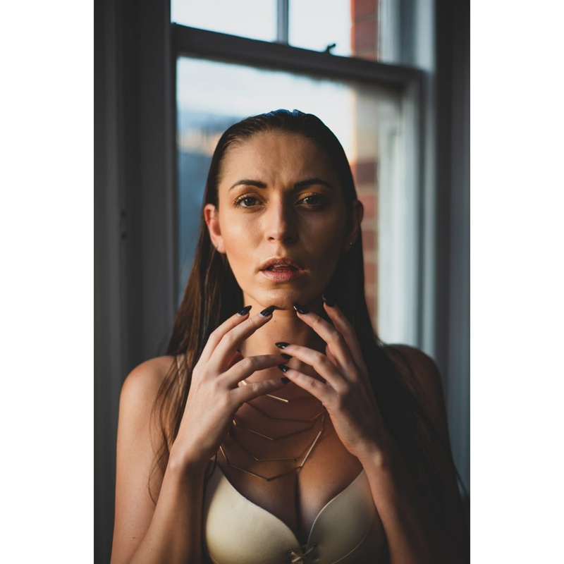Female model photo shoot of Natashap18