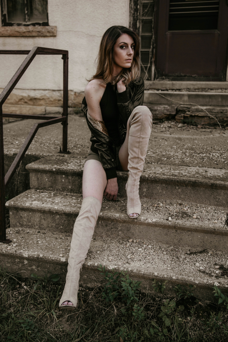 Female model photo shoot of Lynae_Katterjohn