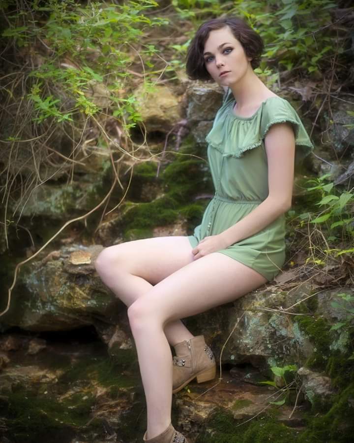Female model photo shoot of PrettySavy