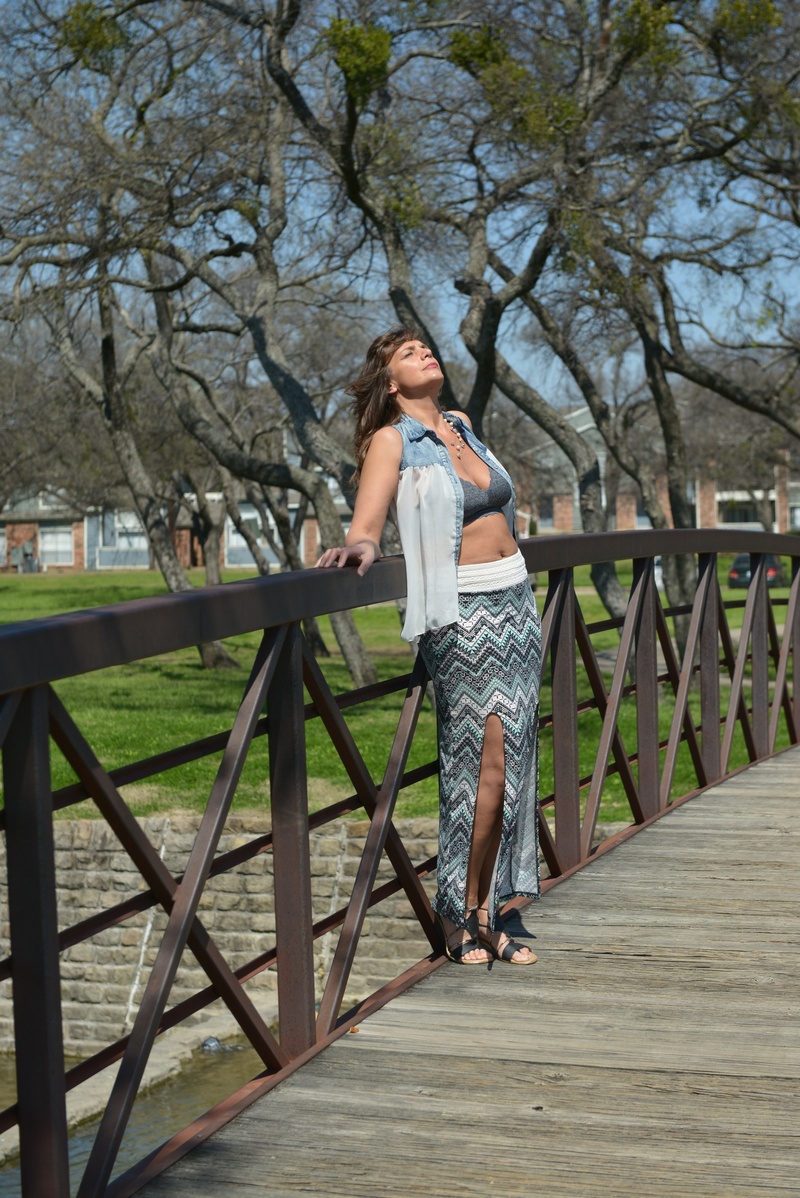 Female model photo shoot of klara in Texas